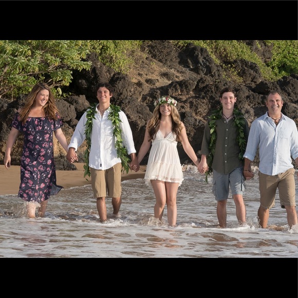 Meet your Posher, Ali - Picture 2 of 15